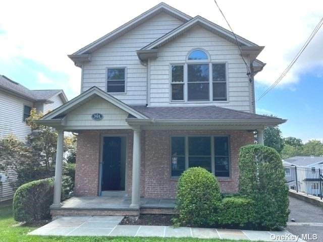 39 Sands Point Road - Photo 1
