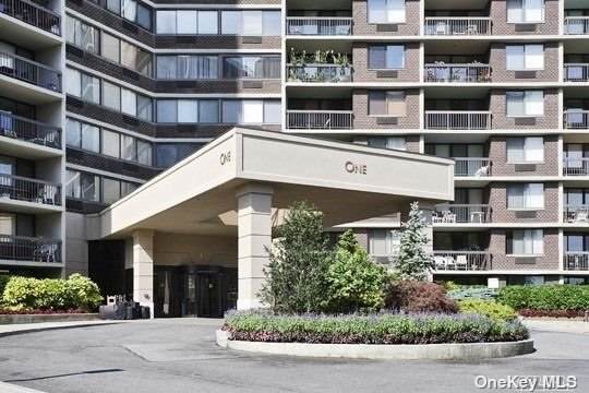 1 Bay Club Drive - Photo 1