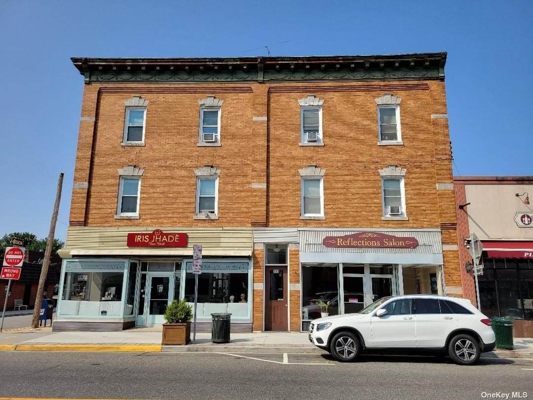 233 Post Avenue - Photo 1