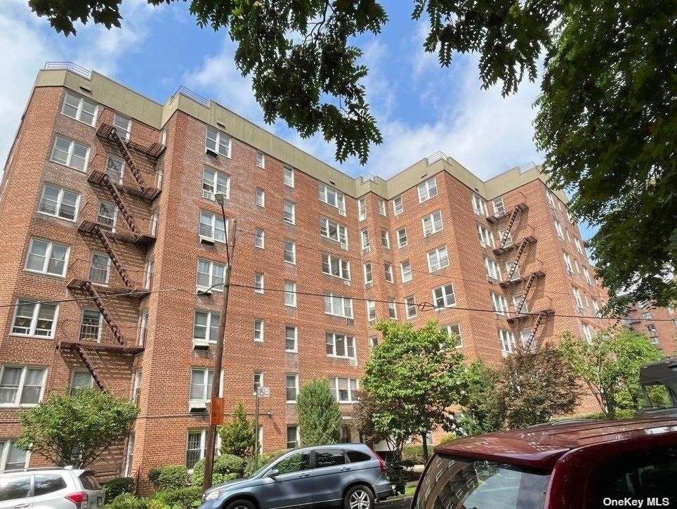 3475 Greystone Avenue - Photo 1