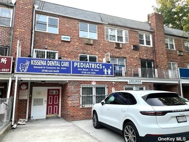 42-64 Kissena Boulevard - Photo 1