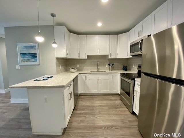 77 Tyson Avenue - Photo 1