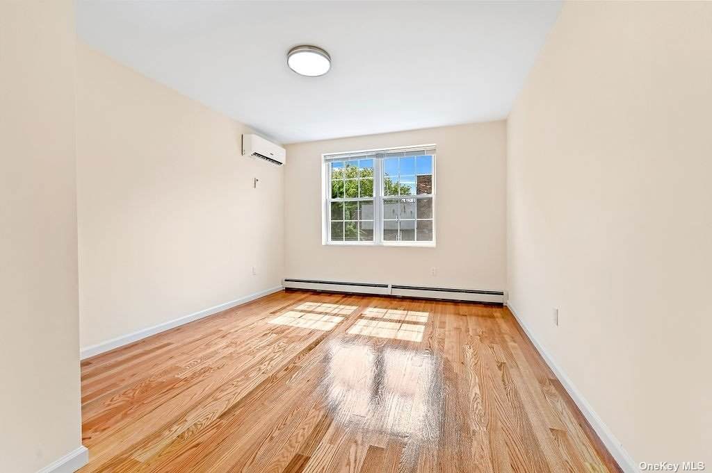 133-22 Blossom Avenue - Photo 1