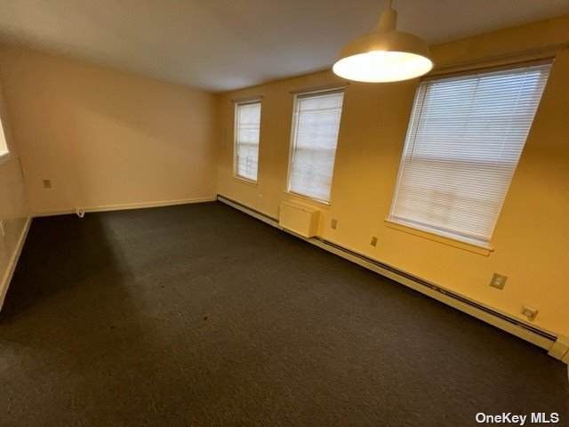 1647 Montgomery Ave - Photo 1