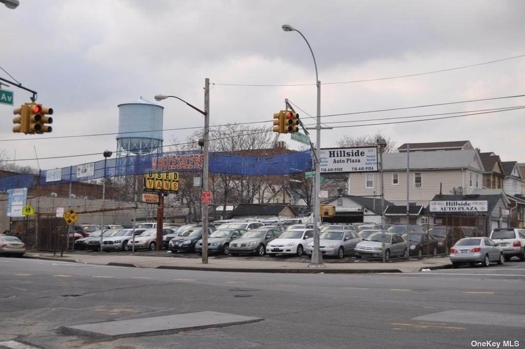 129-19 Metropolitan Avenue - Photo 1