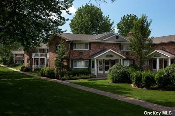 140 Sussex Place - Photo 1
