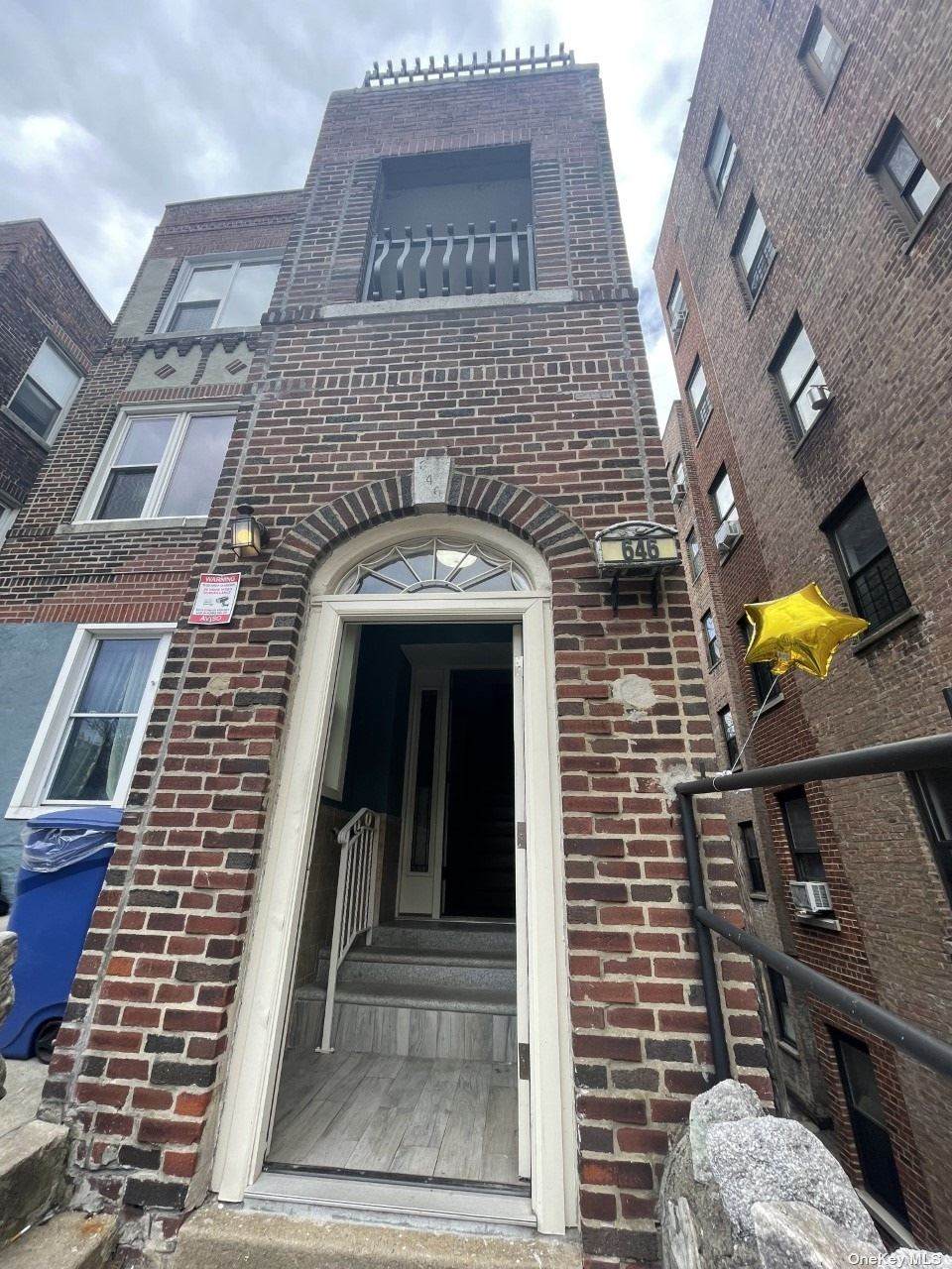 646 207th Street - Photo 1