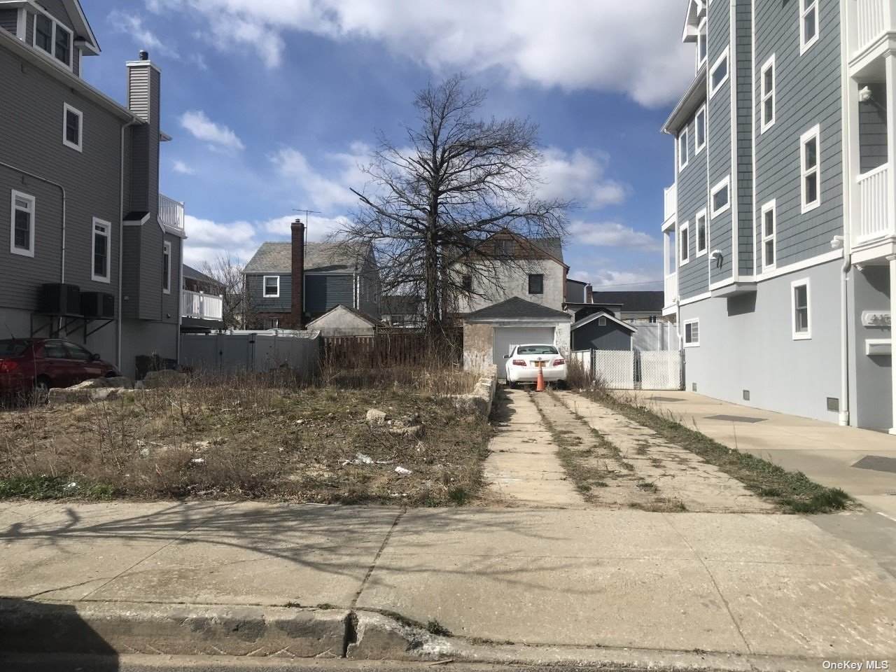 441 Beach 130 Street - Photo 1