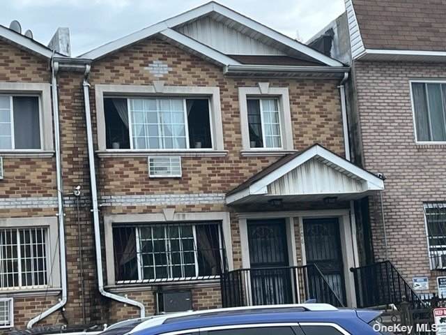 506 Ralph Avenue - Photo 1