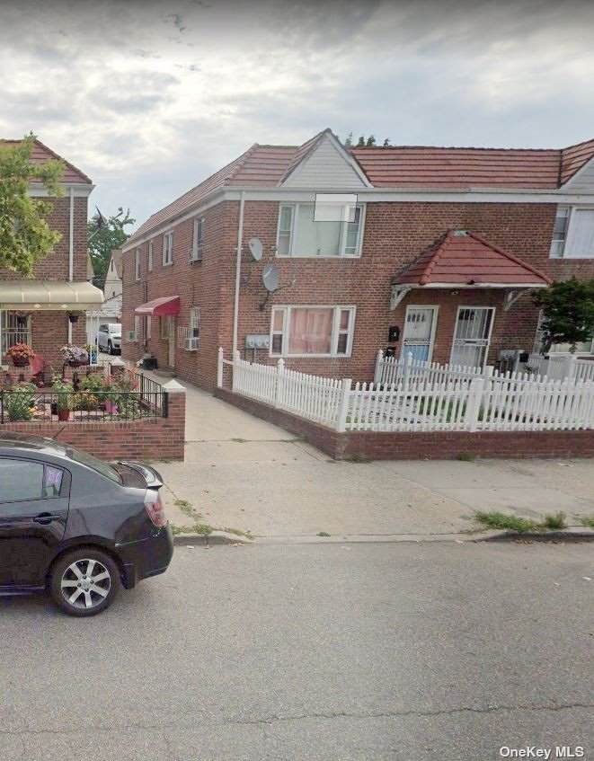 112-35 Francis Lewis Boulevard - Photo 1
