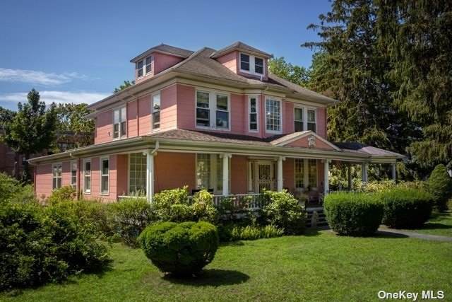 173 Sea Cliff Avenue - Photo 1