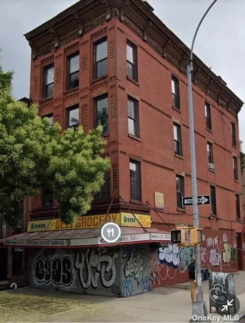 985 Greene Avenue - Photo 1