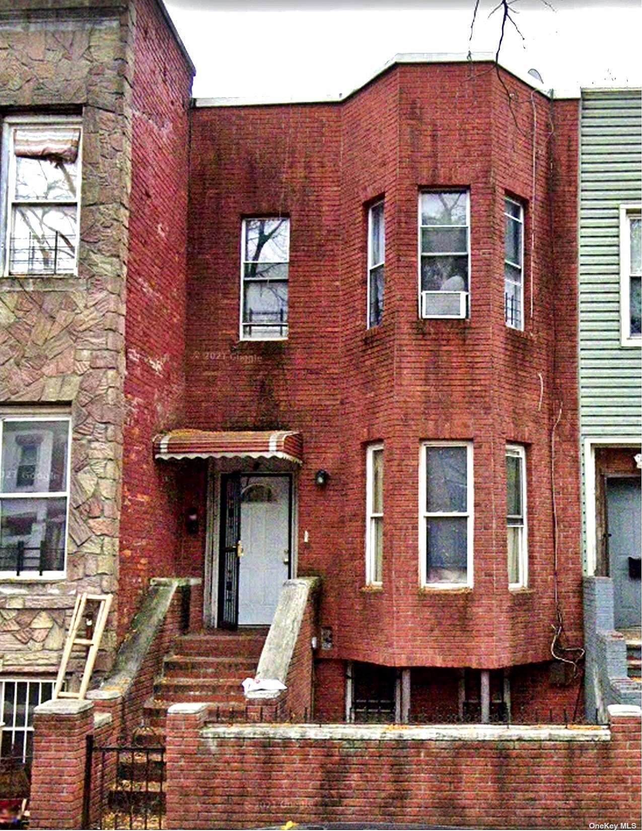 4 Jardine Place - Photo 1