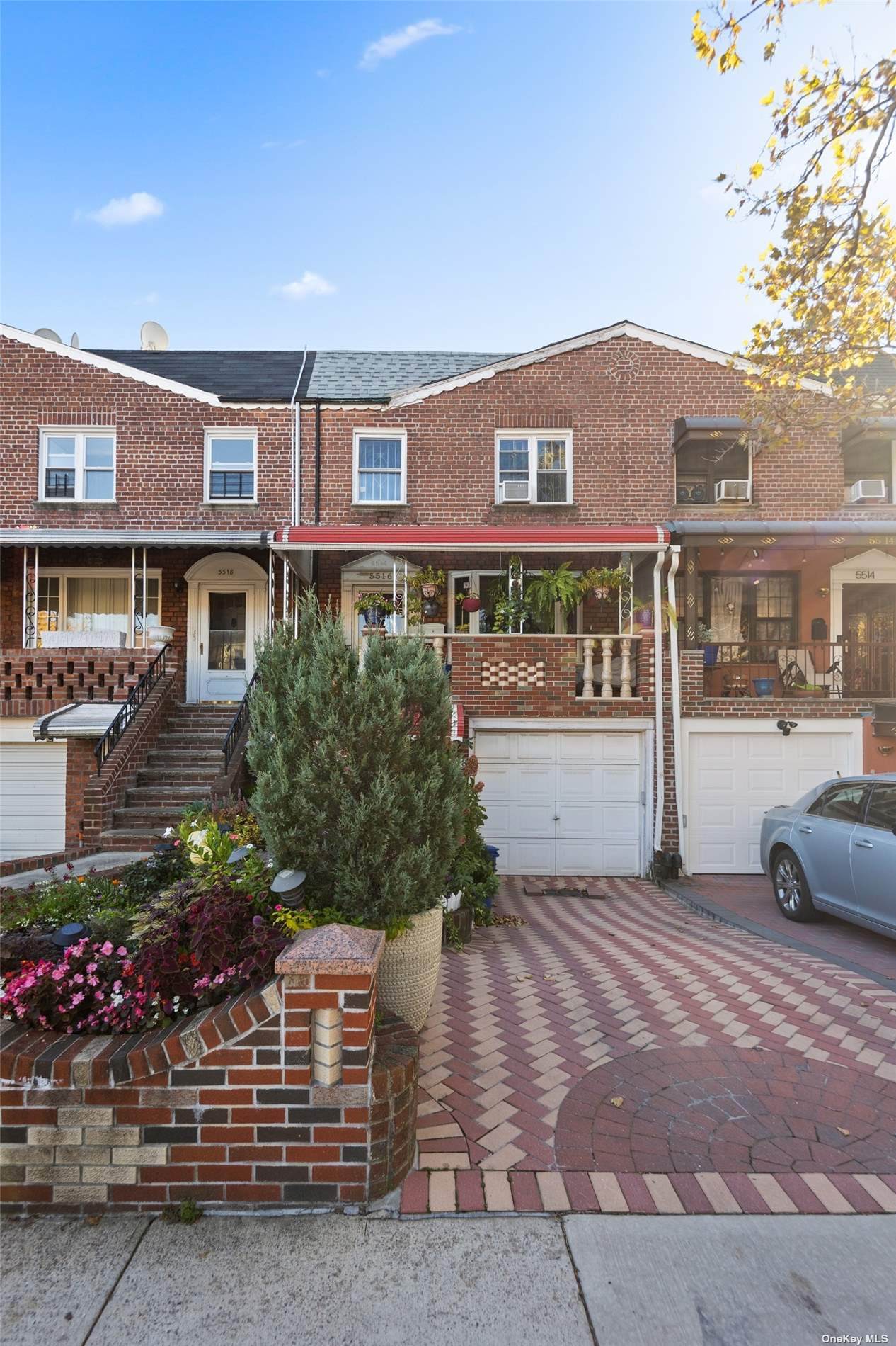 5516 Whitty Lane - Photo 1