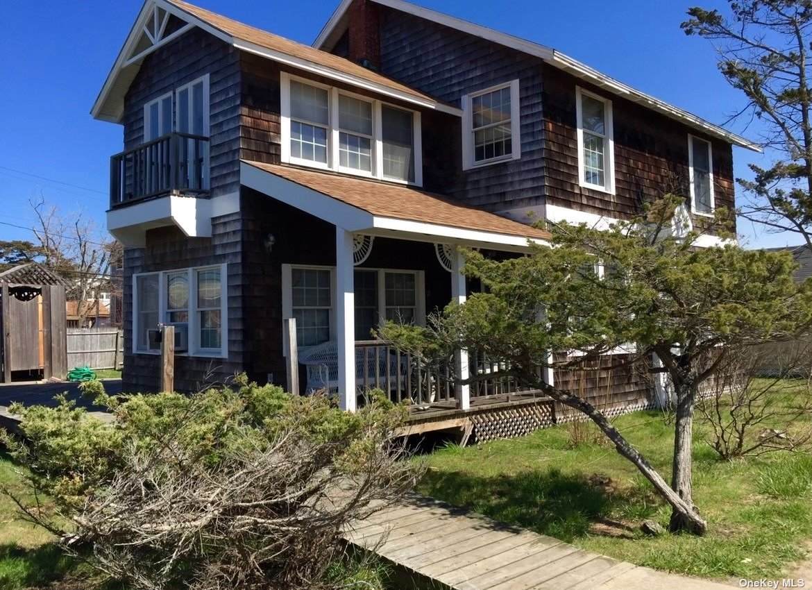 300 Cottage Walk - Photo 1