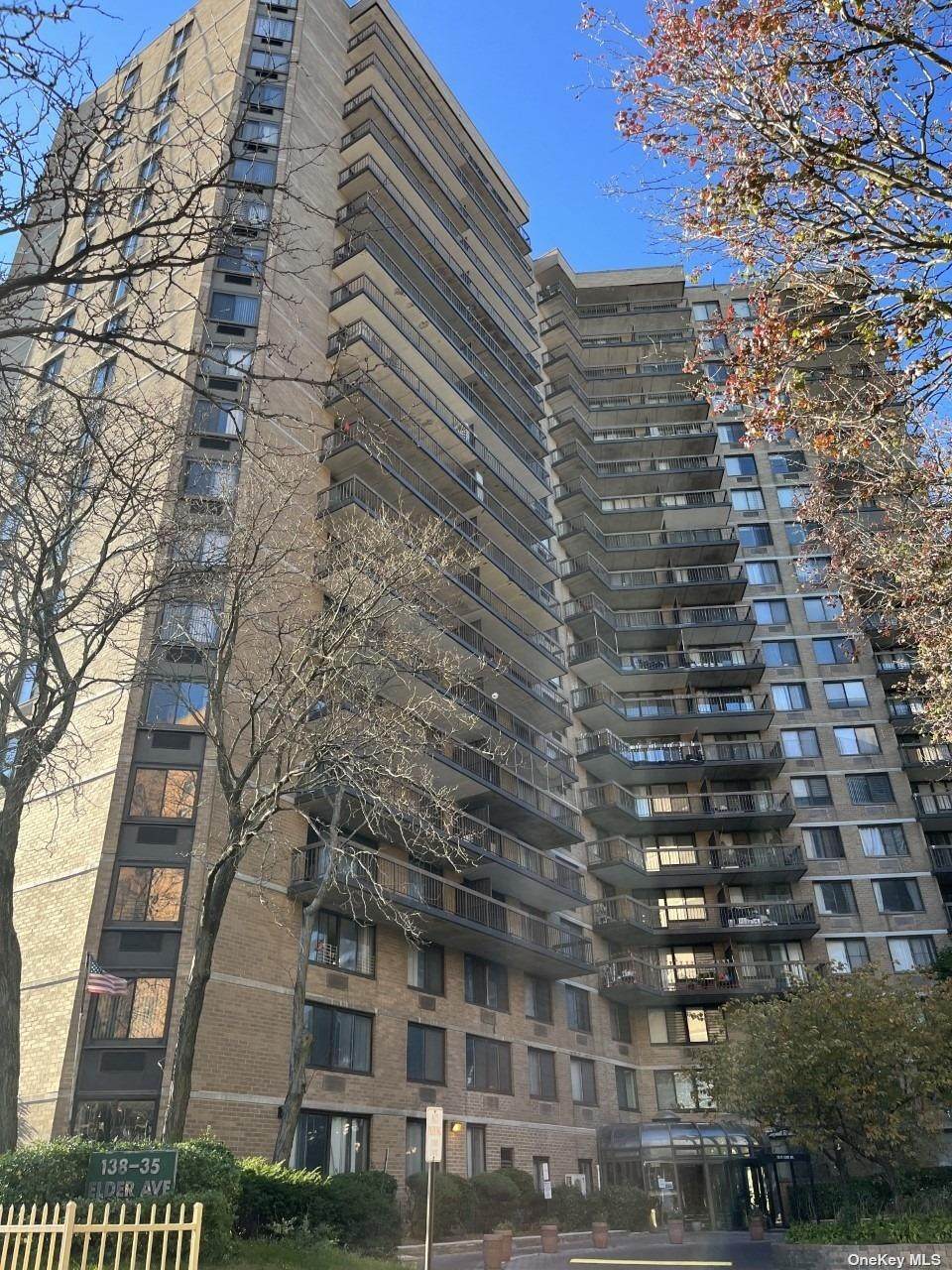 138-35 Elder Avenue - Photo 1