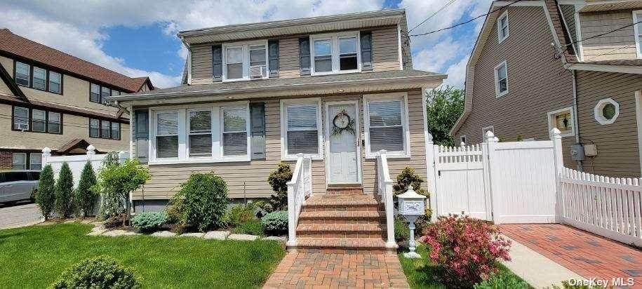 28 Hartwell - Photo 1