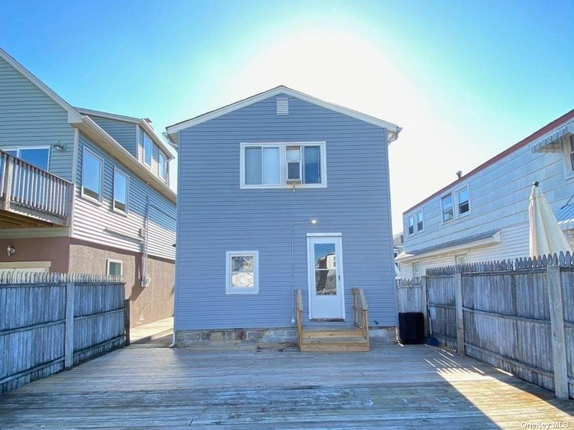 110 Beach Avenue - Photo 1
