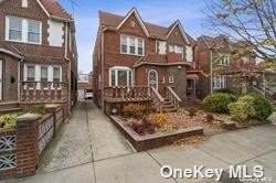 724 49th Street - Photo 1