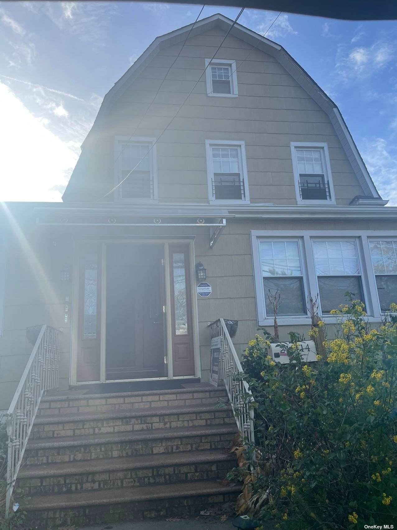 216-14 Corbett Road - Photo 1