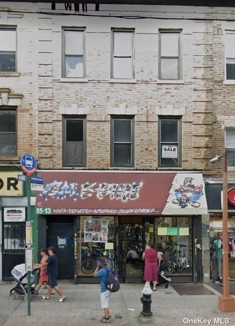 85-13 Jamaica Avenue - Photo 1