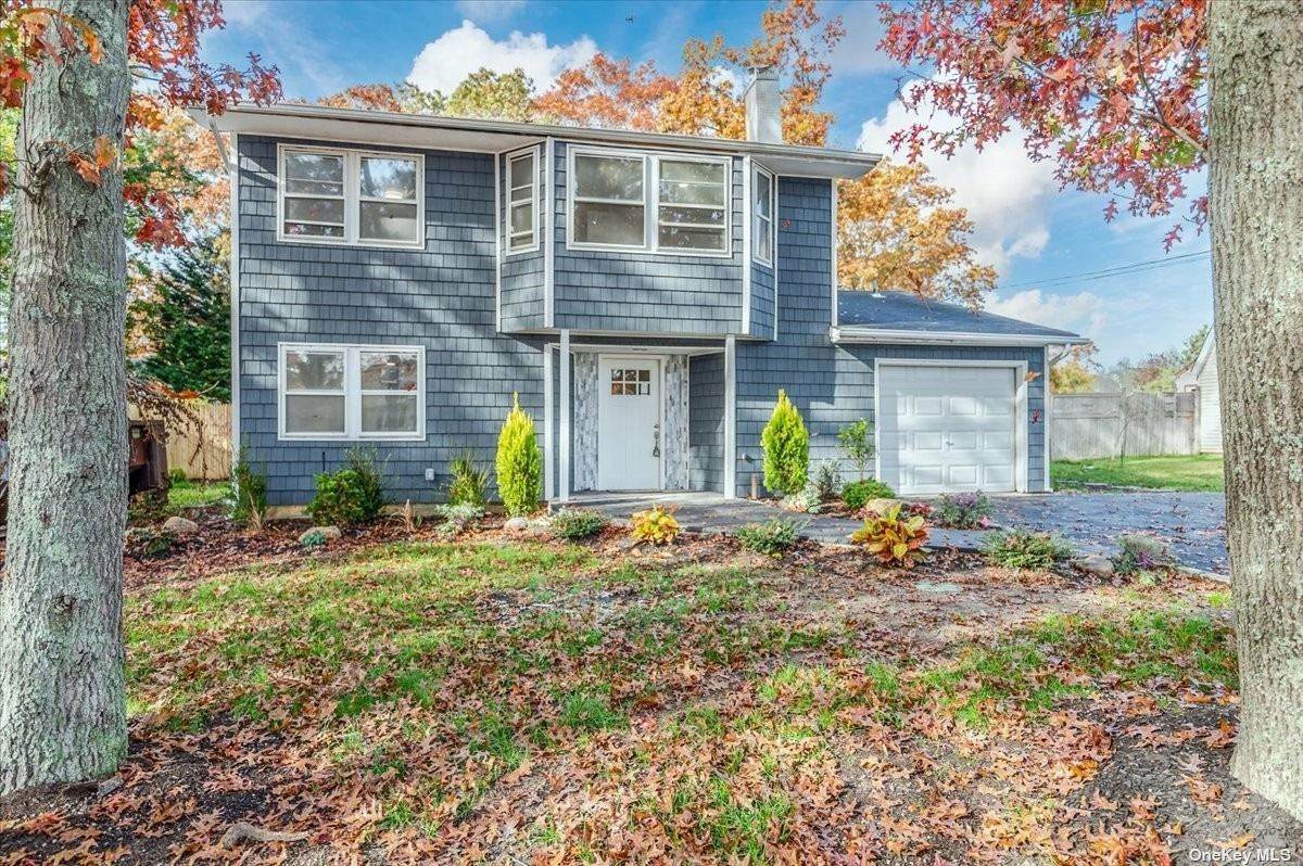 1008 Grundy Avenue - Photo 1