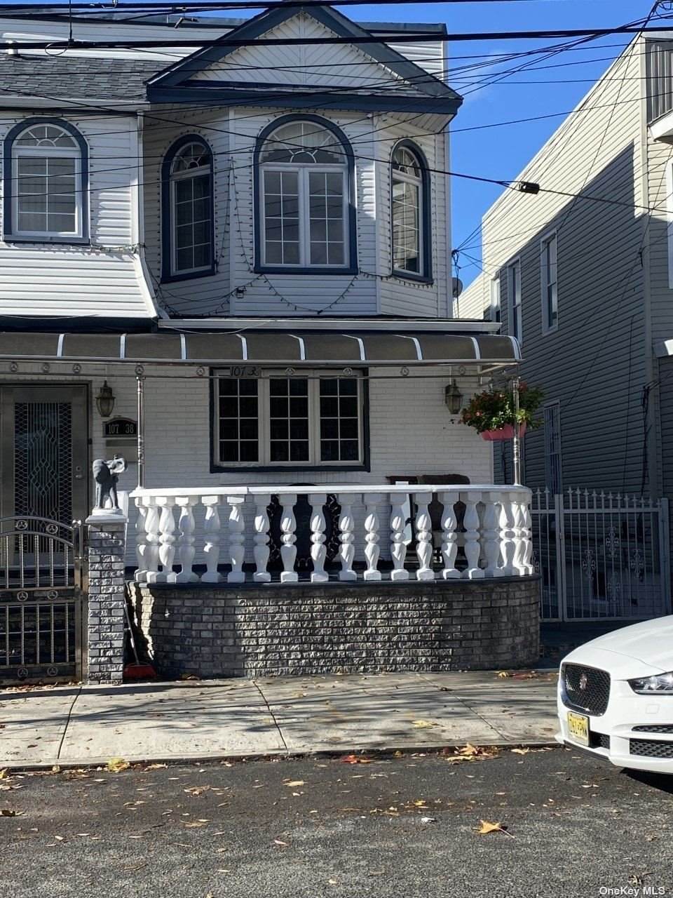 107-38 112th - Photo 1