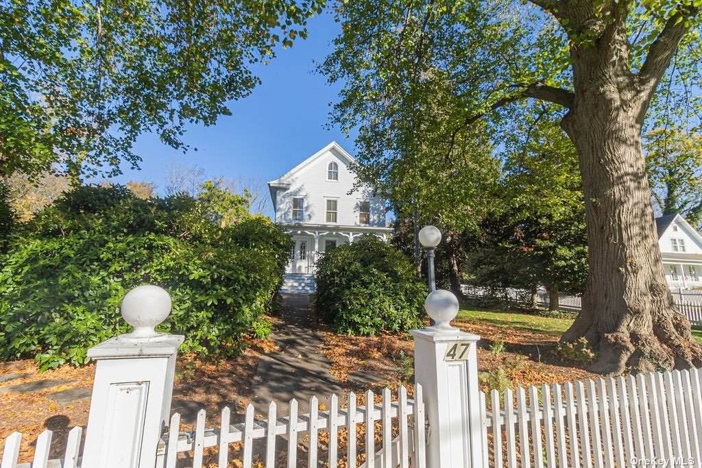 47 Shore Road - Photo 1