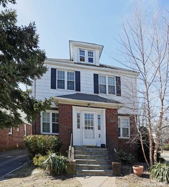 2 Franklin Place - Photo 1