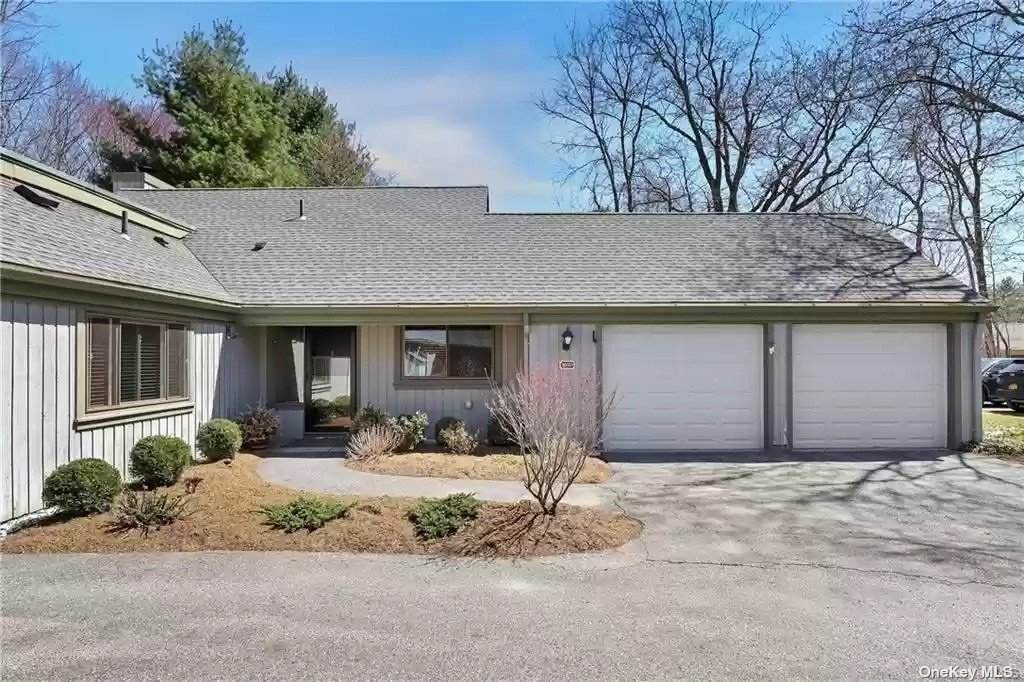 303 Heritage Hills - Photo 1
