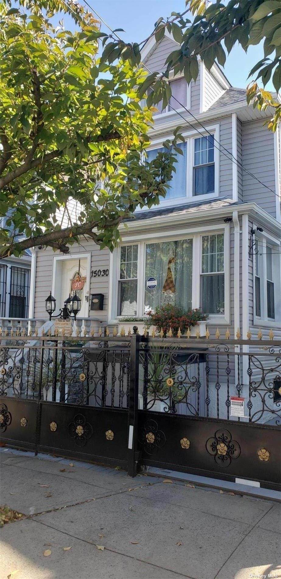 150-30 115th Avenue - Photo 1