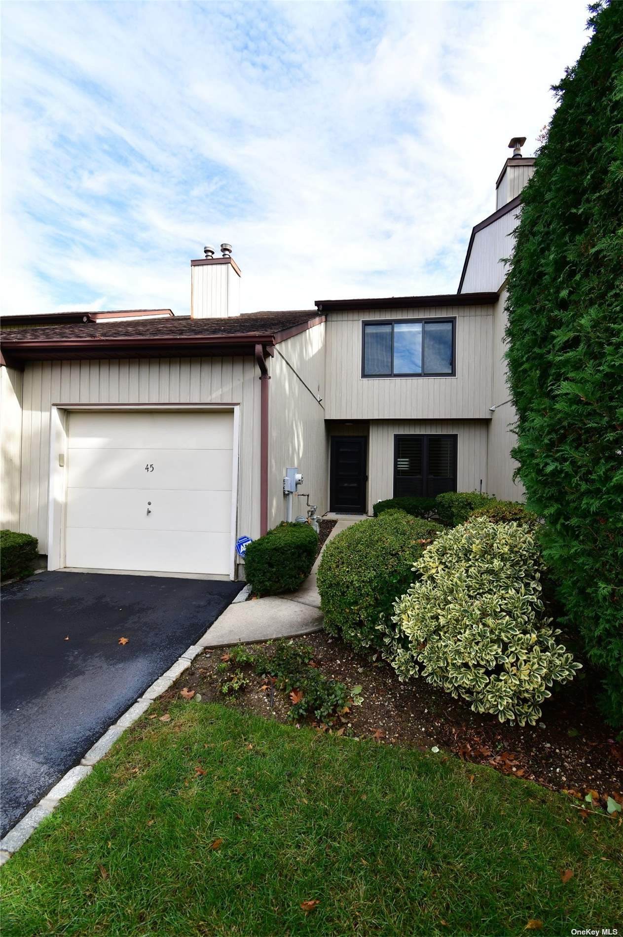 45 Maplewood - Photo 1