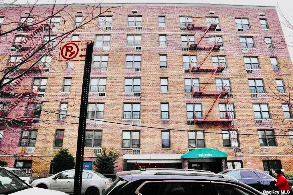 41-34 Frame Place - Photo 1