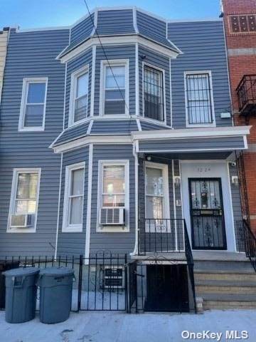 12-24 30 Th Drive - Photo 1