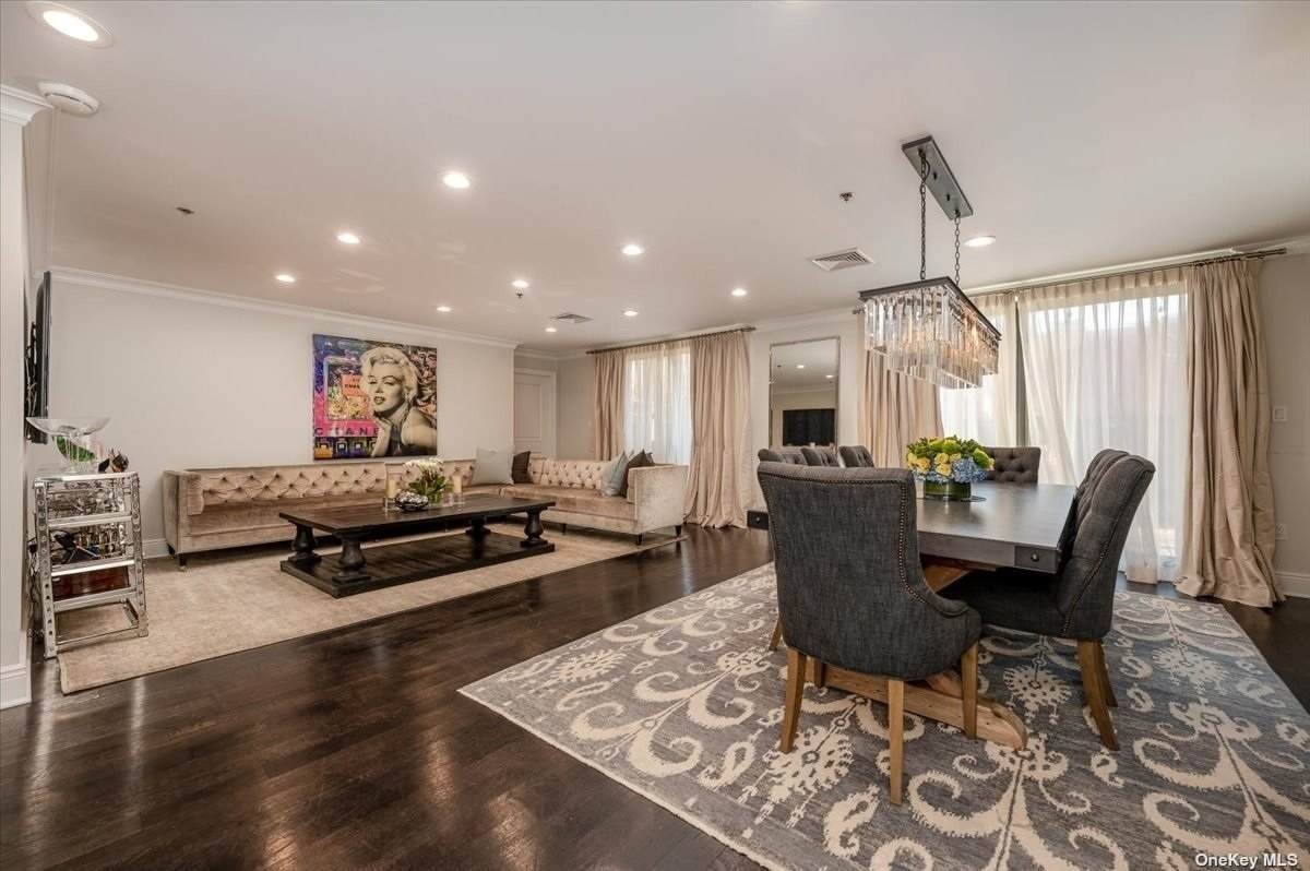 123 Middle Neck Road - Photo 1