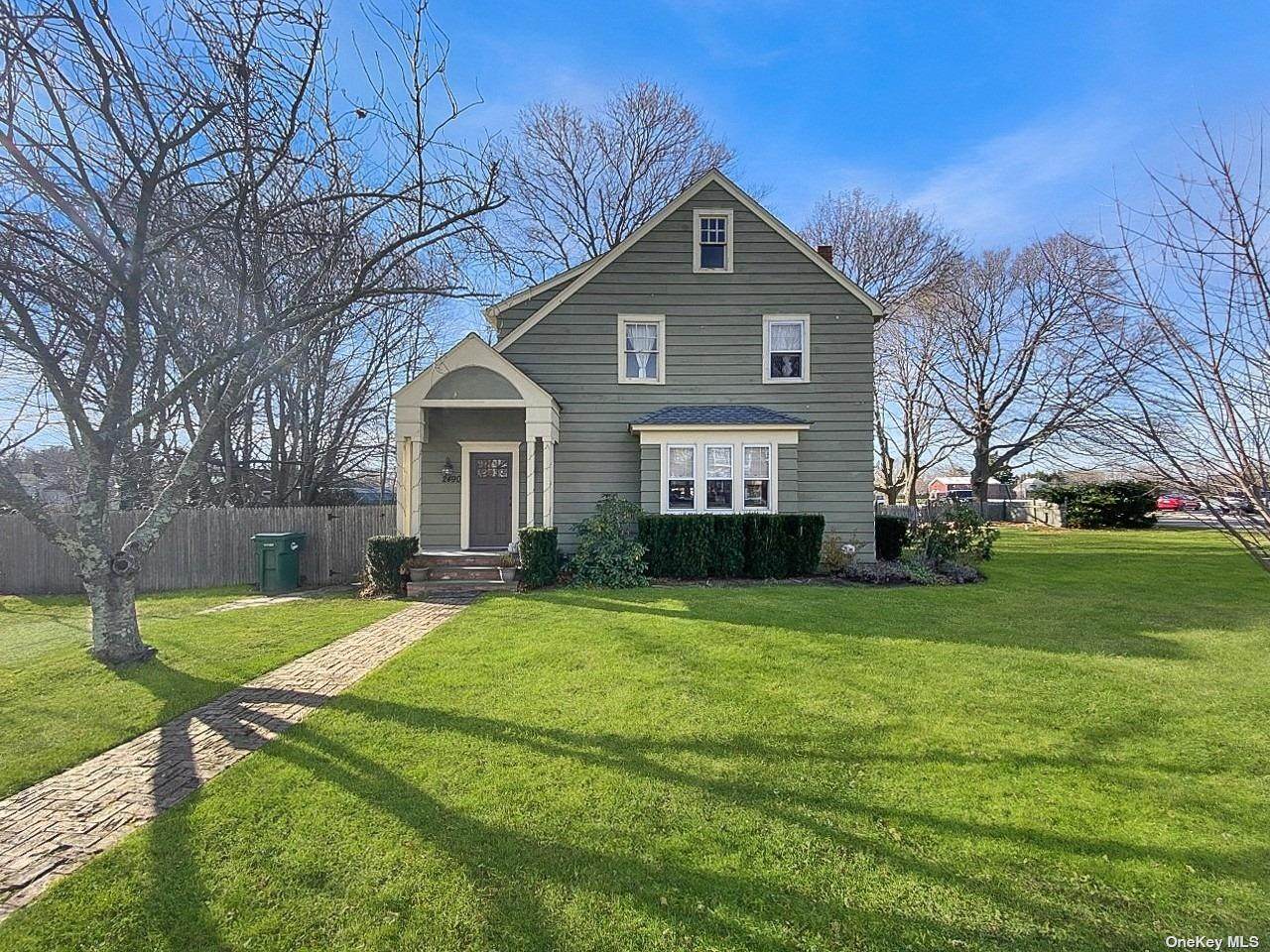 2490 Pike Street - Photo 1