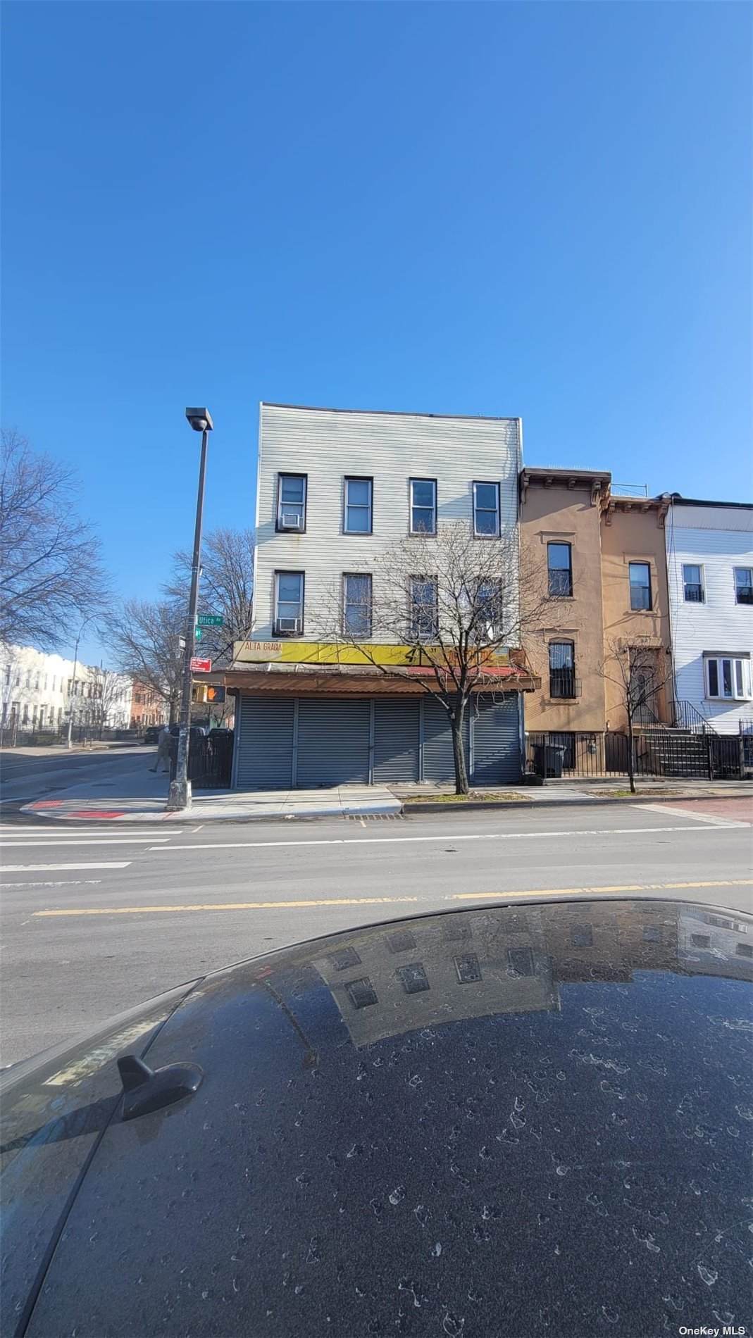 91 Utica Avenue - Photo 1