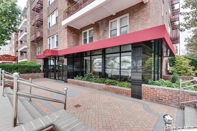 225 First Street - Photo 1