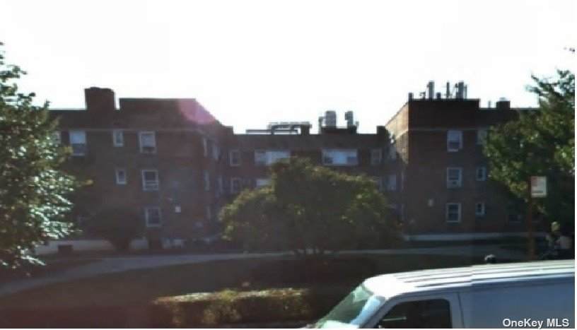 72-19 Vleigh Place - Photo 1