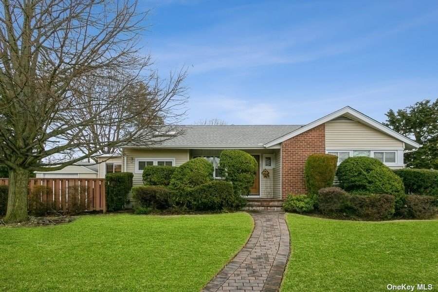 821 Van Buren Avenue - Photo 1