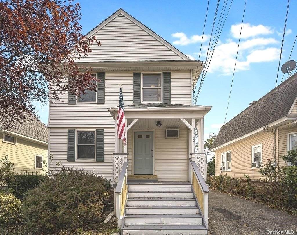75 Maxwell Avenue - Photo 1