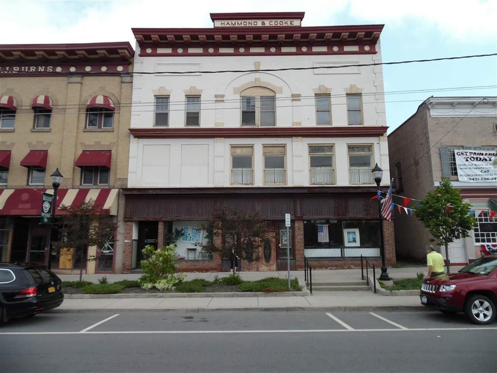 424 Broadway - Photo 1