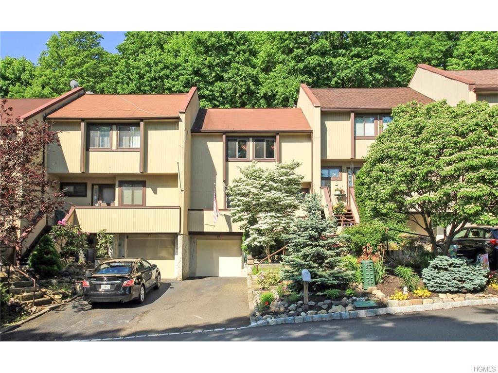 19 Rockledge Drive, Suffern, NY 10901 (MLS #4623086) :: William Raveis Legends Realty Group