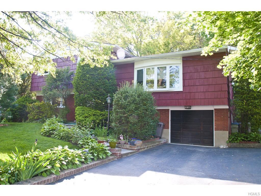 63 Maria Lane, Yonkers, NY 10710 (MLS #4625579) :: William Raveis Legends Realty Group