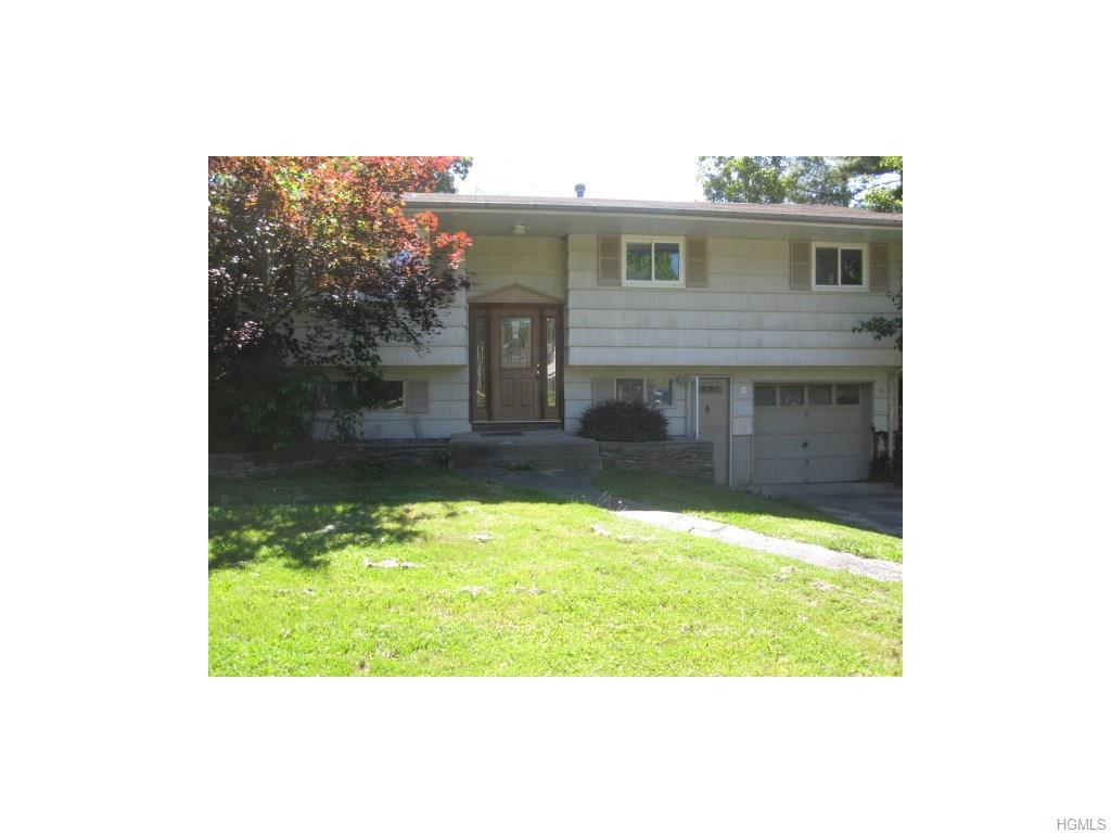 960 Tilton Road, Valley Cottage, NY 10989 (MLS #4626821) :: William Raveis Legends Realty Group