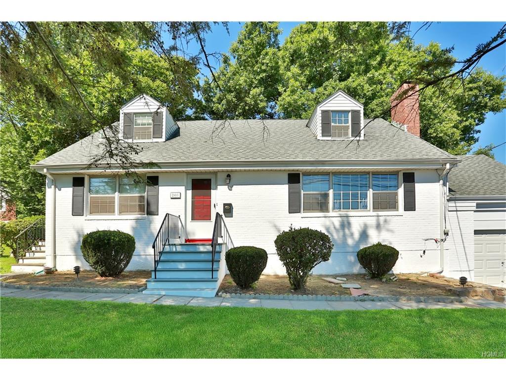 205 Columbus Avenue, Valhalla, NY 10595 (MLS #4630719) :: William Raveis Legends Realty Group