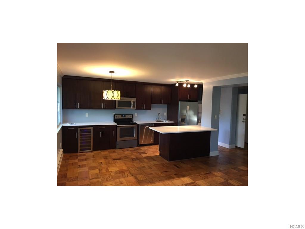 77 Lorraine Terrace - Photo 1