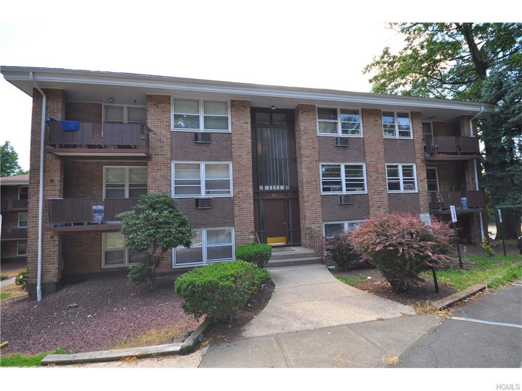220 Kearsing Parkway - Photo 1