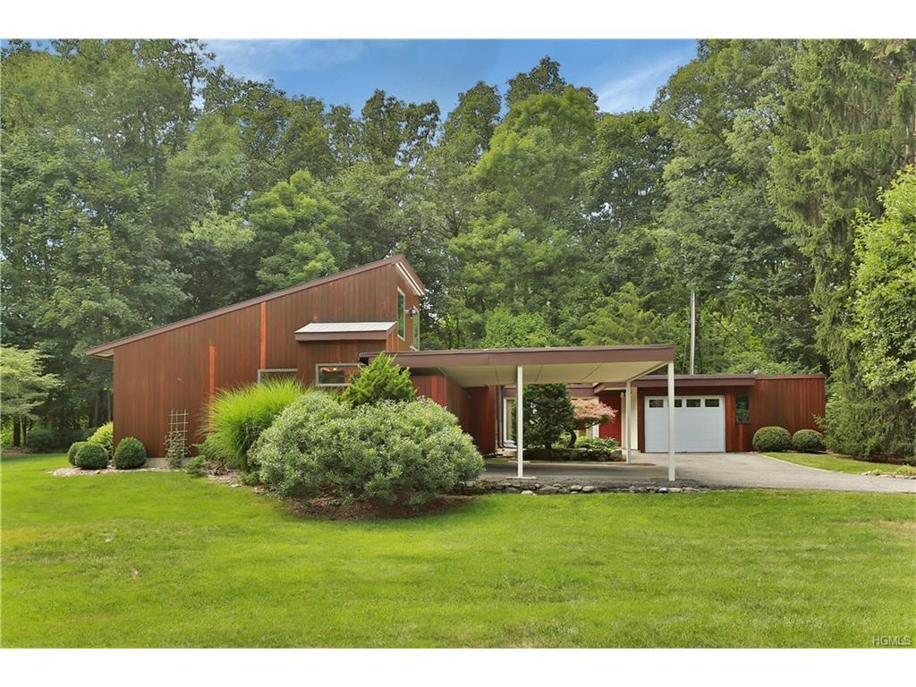 650 Old Kensico Road, Thornwood, NY 10594 (MLS #4635748) :: William Raveis Legends Realty Group