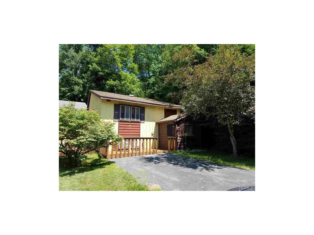 36 Medallion Road - Photo 1